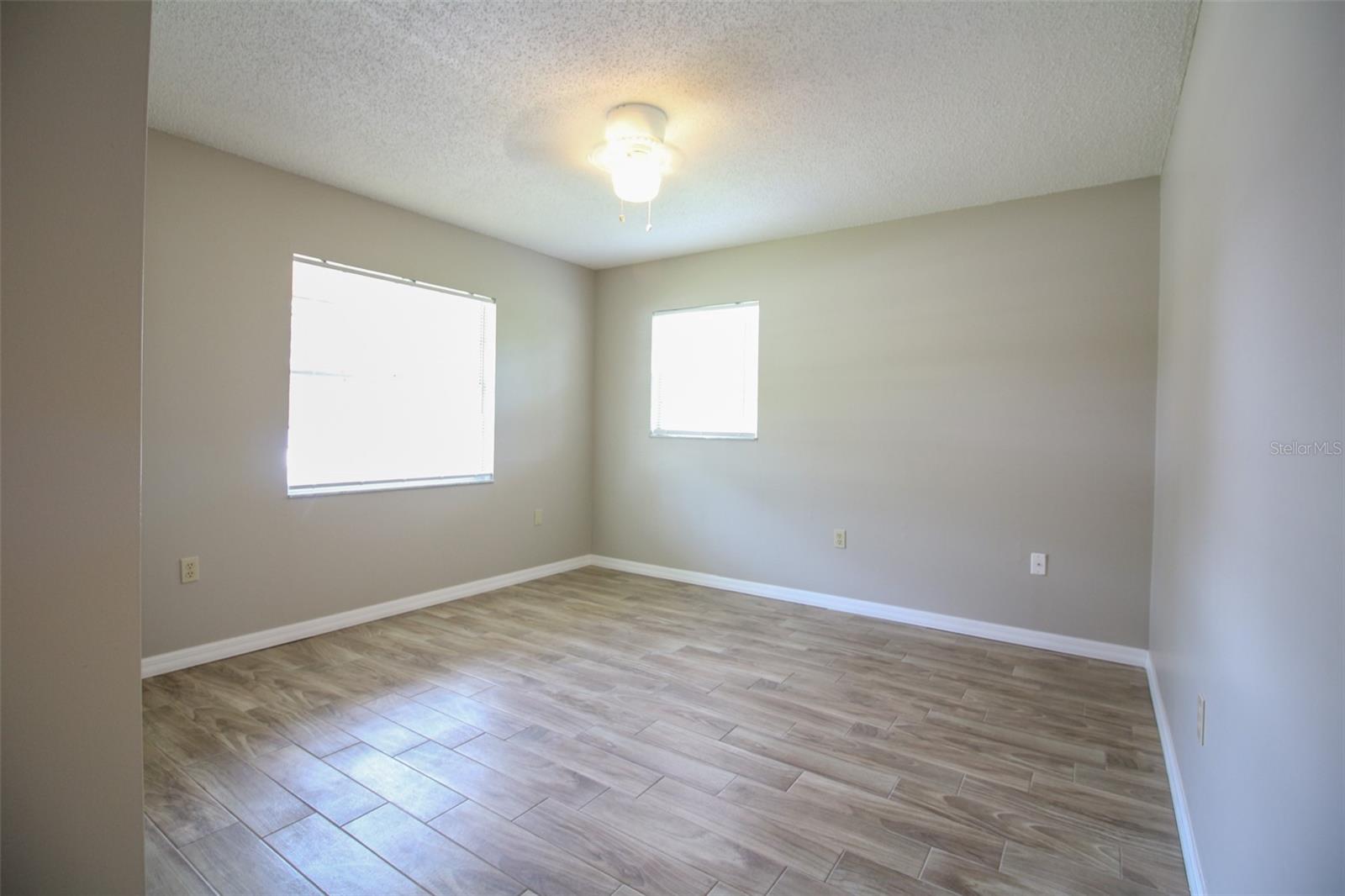 VALENCIA VILLAGE - Residential Lease