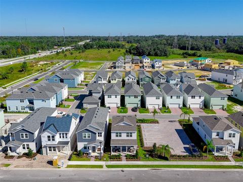 A home in DEBARY