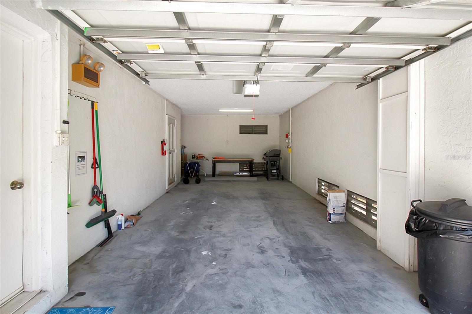 CEDARS EAST SEC 2 - Residential Lease