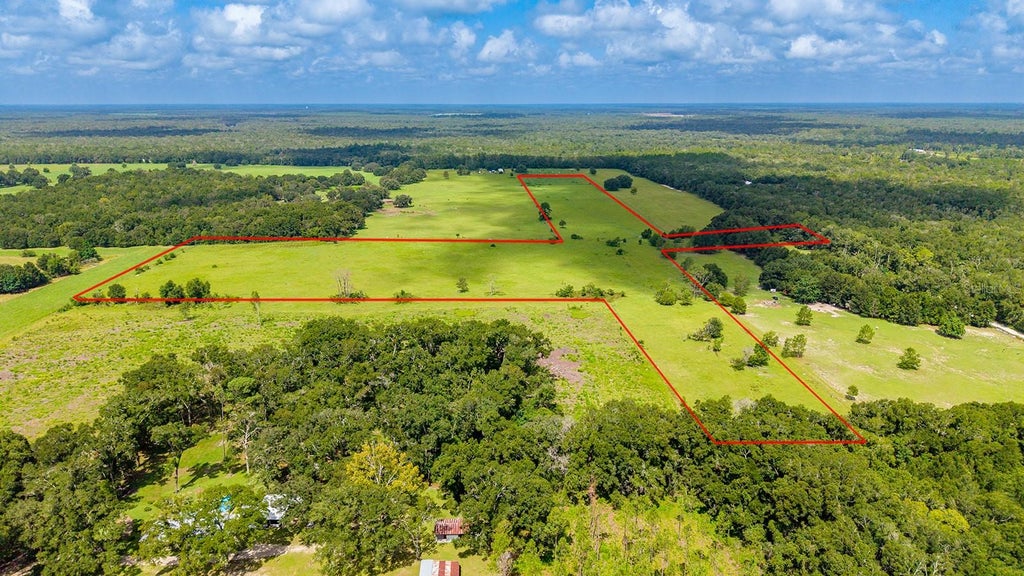 Photo of 0000 NW 20th Street, Bell, FL 32619 (MLS # GC542646)