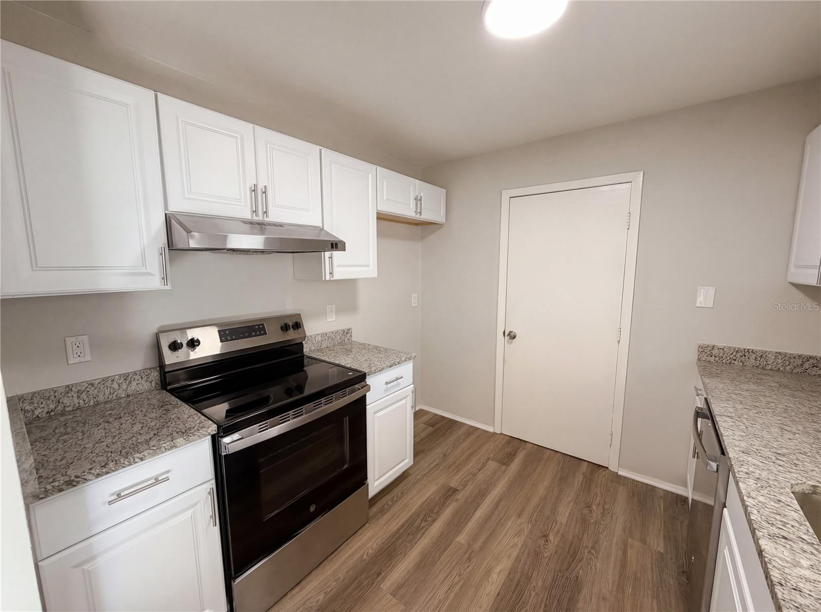 WILCOX MANOR - Residential