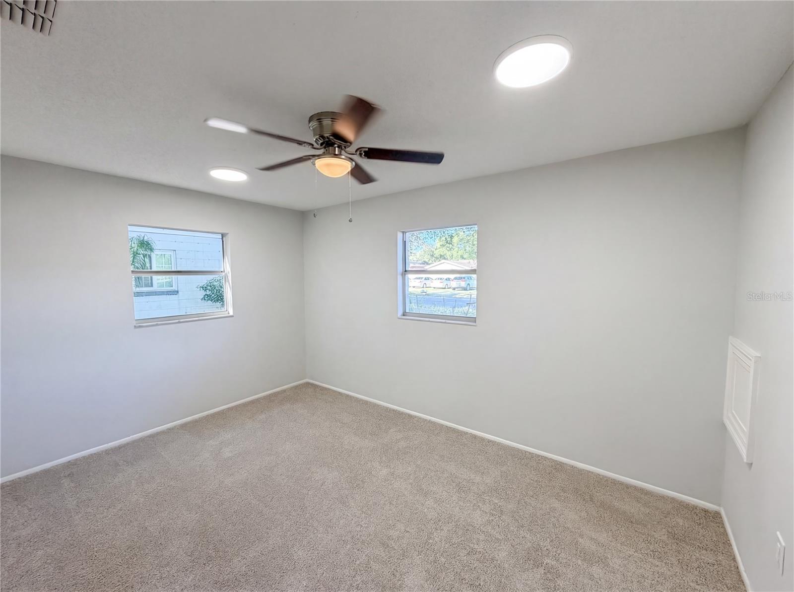 WILCOX MANOR - Residential