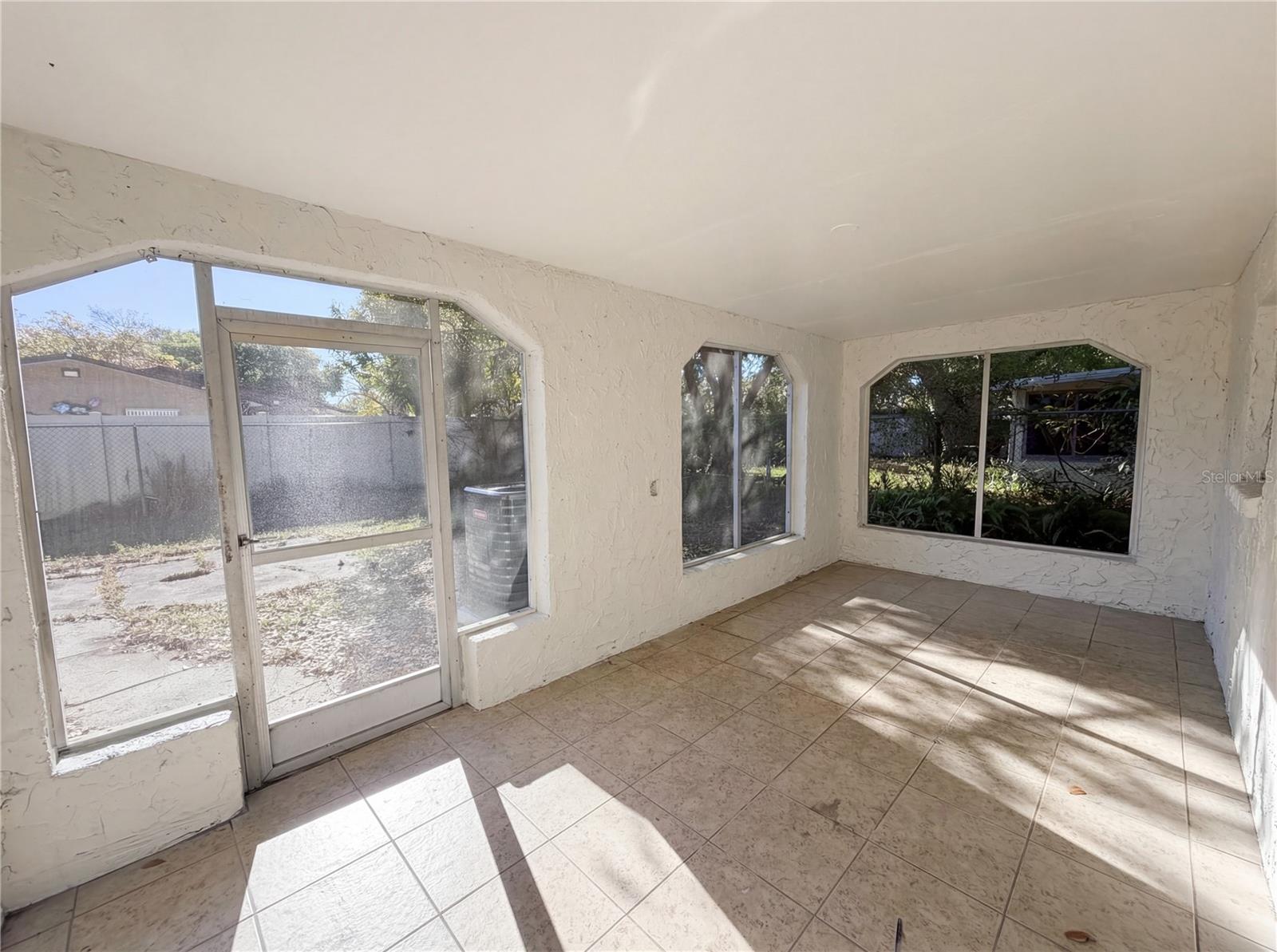 WILCOX MANOR - Residential