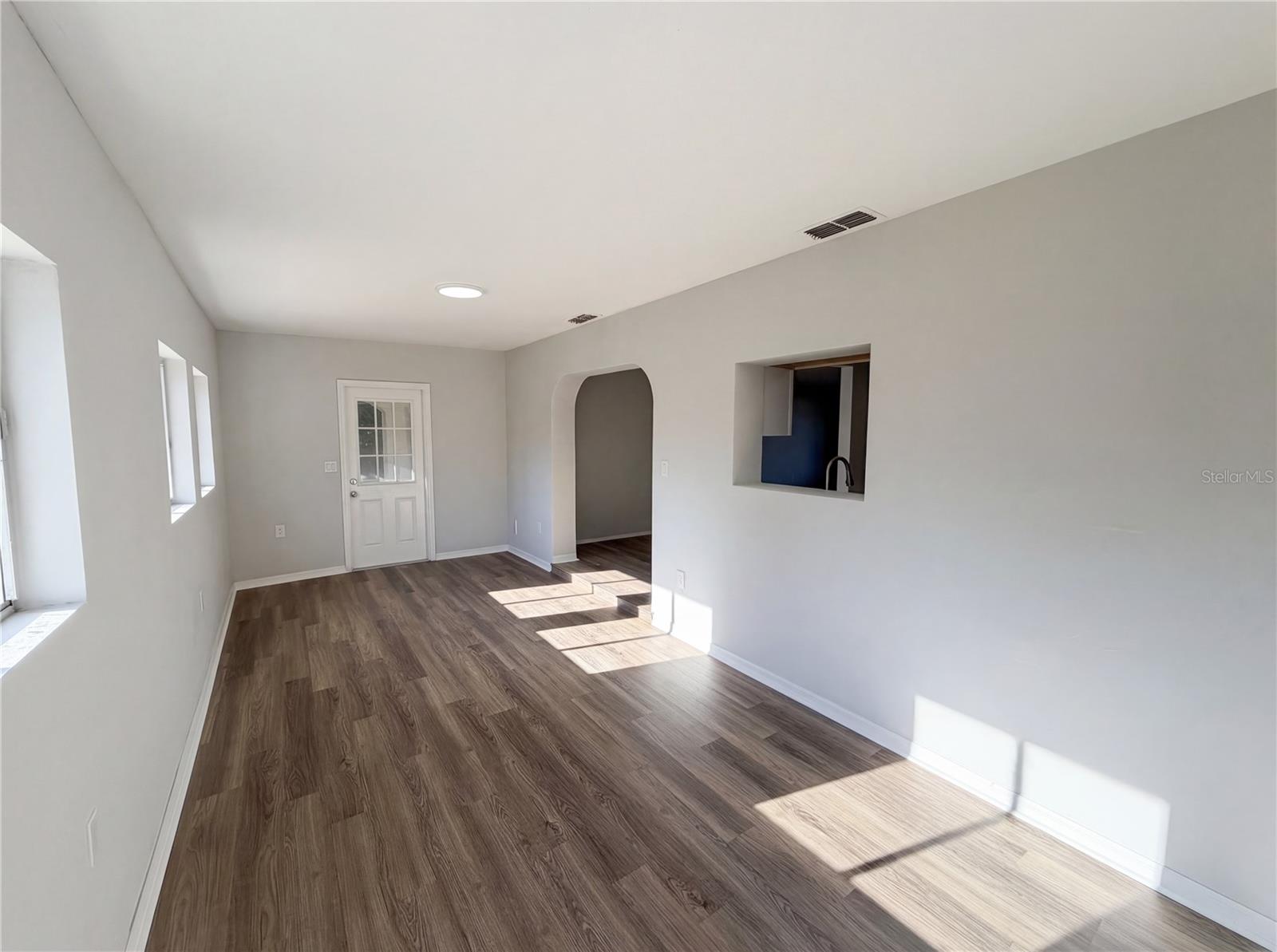 WILCOX MANOR - Residential