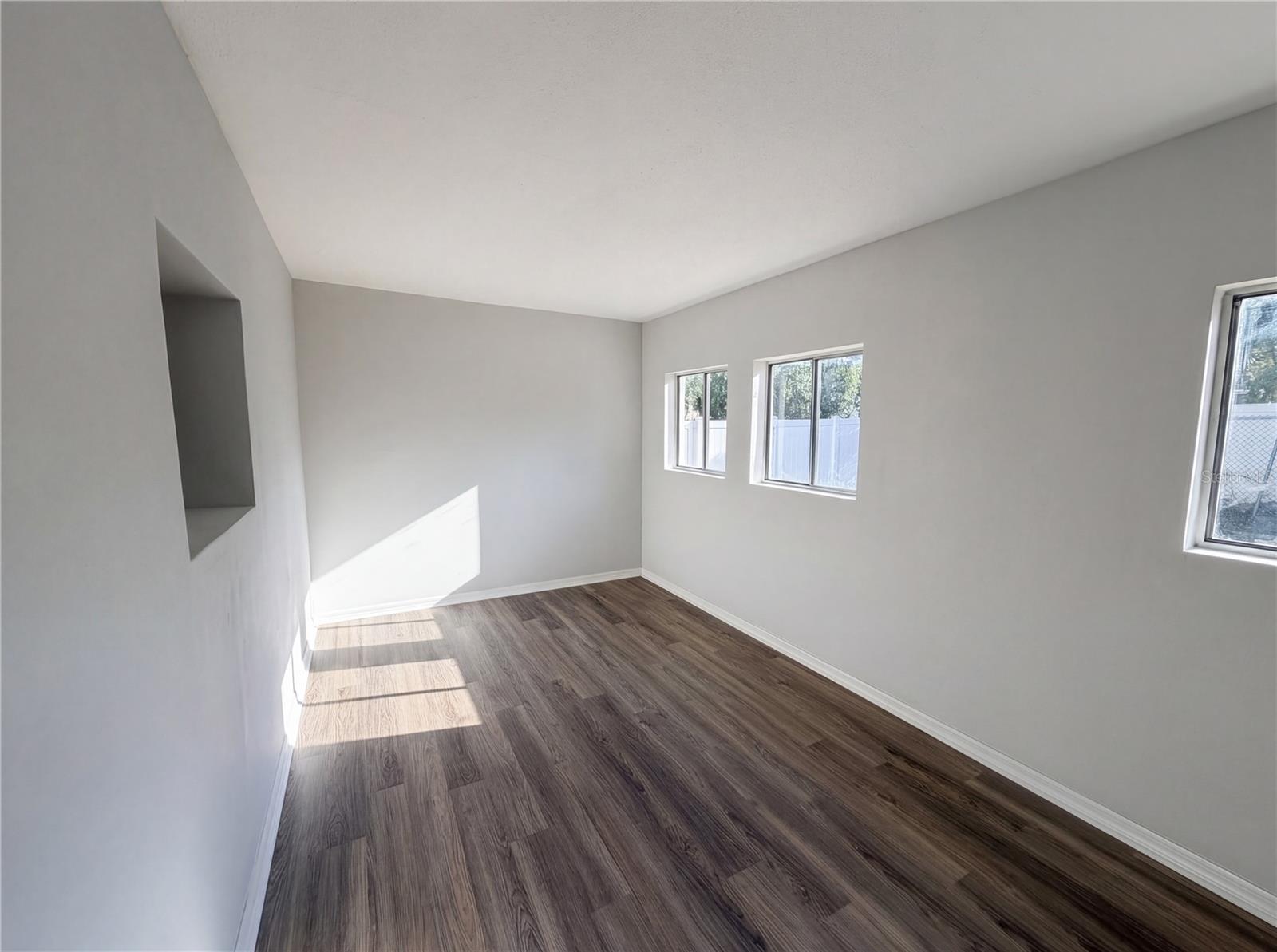 WILCOX MANOR - Residential