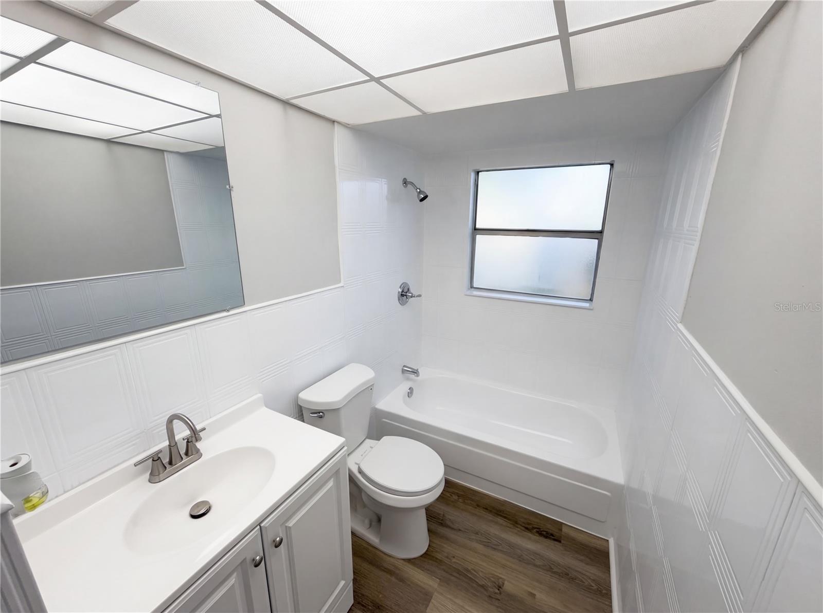 WILCOX MANOR - Residential