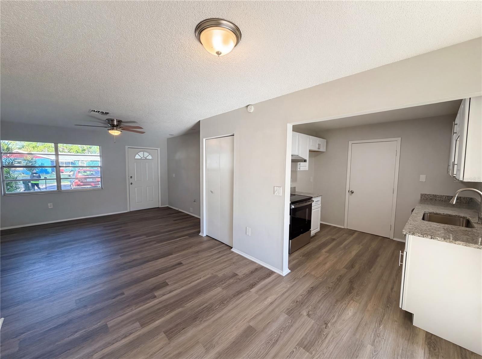 WILCOX MANOR - Residential