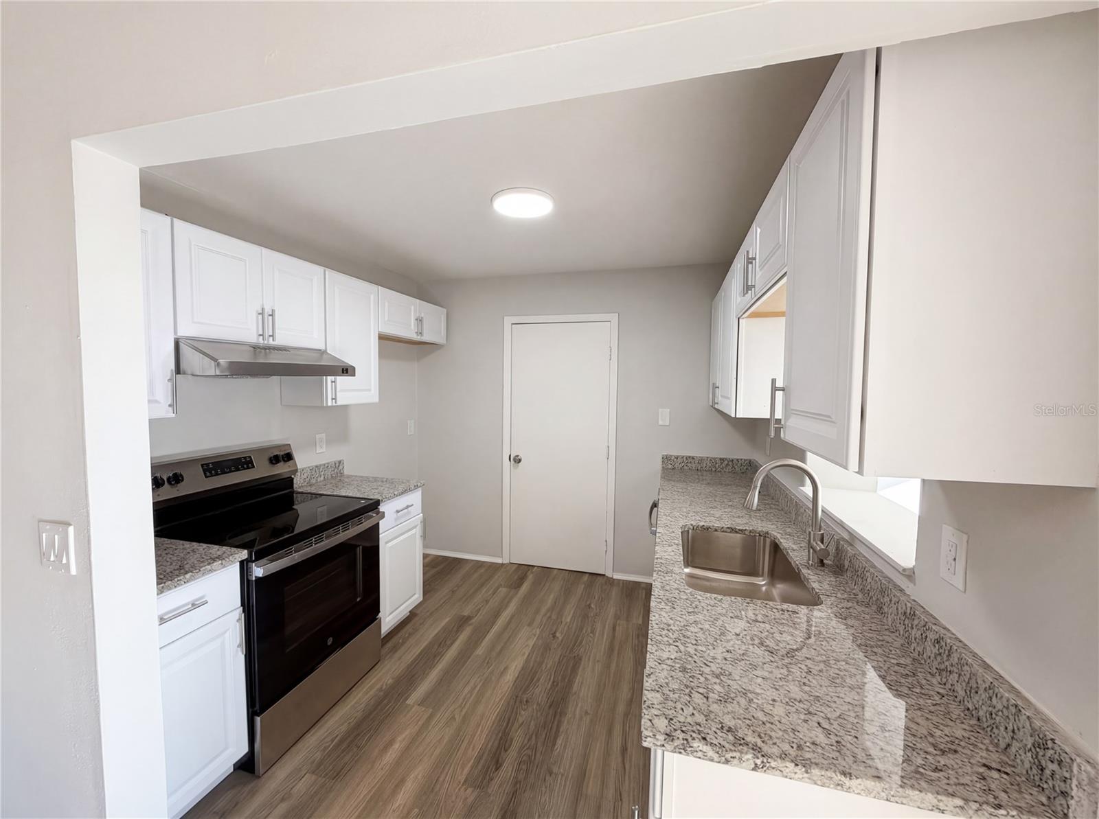 WILCOX MANOR - Residential