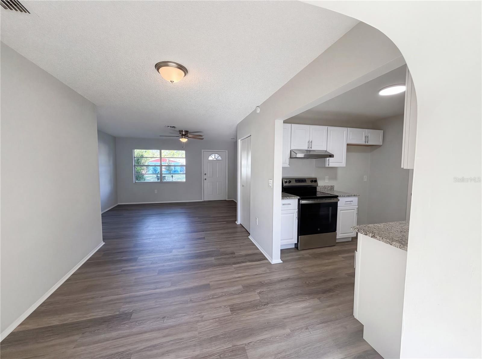 WILCOX MANOR - Residential