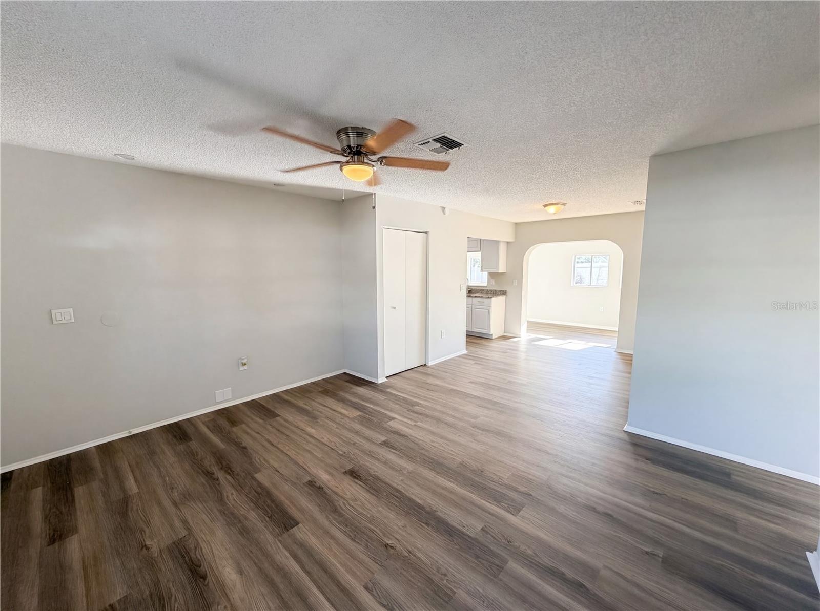 WILCOX MANOR - Residential