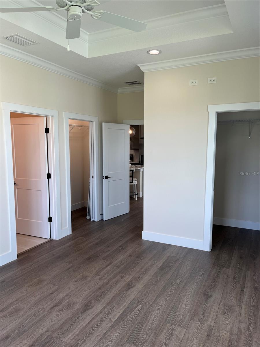 LAKESHORE - Residential