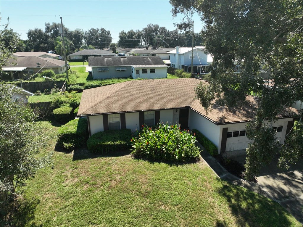 Photo of 125 Whittier Lane, Winter Haven, FL 33884 (MLS # K4903869)