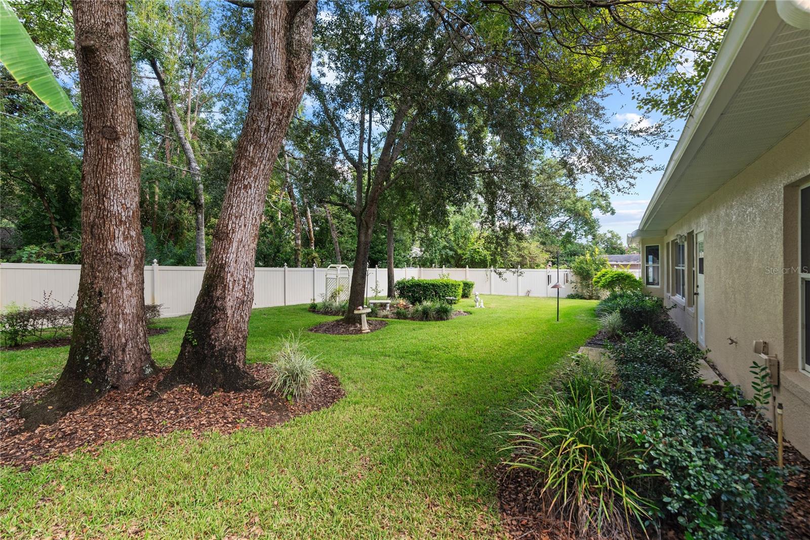 2887 AZALEA ROAD