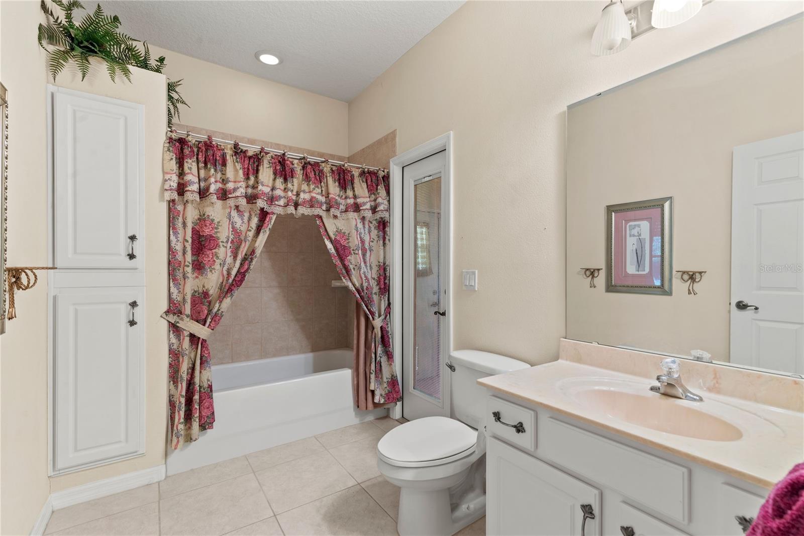 PARADISE POINT 3RD SEC - Residential