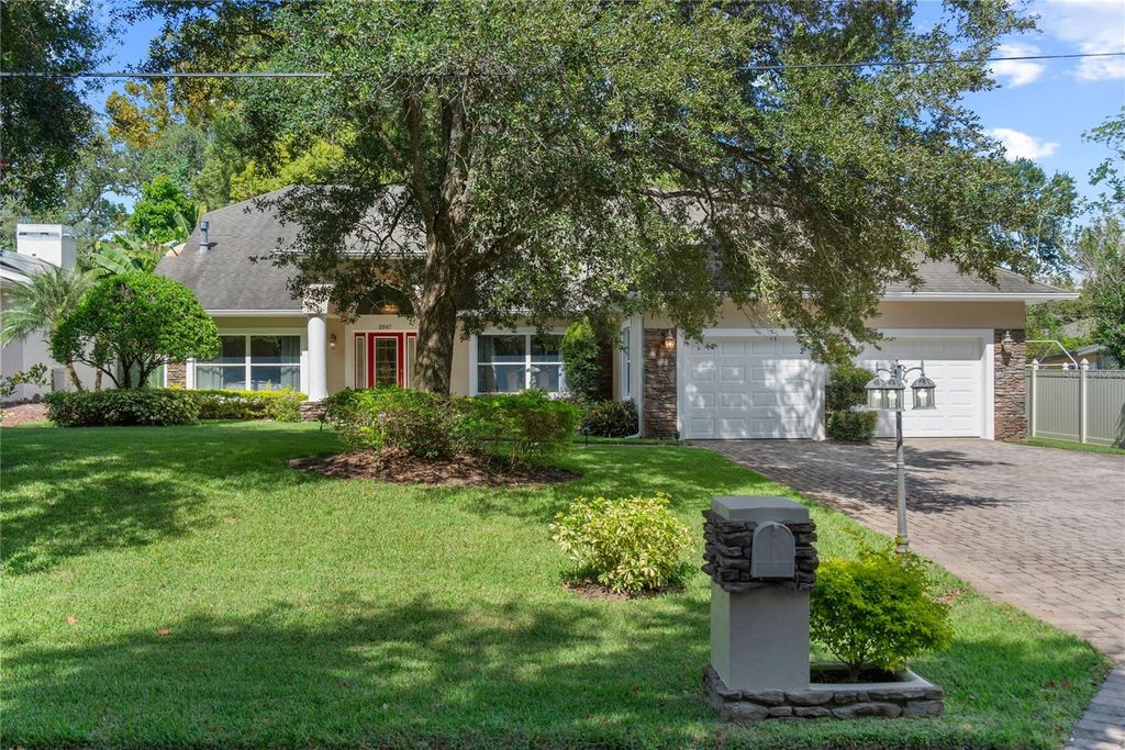 Photo of 2887 Azalea Road, Apopka, FL 32703 (MLS # O6353287)