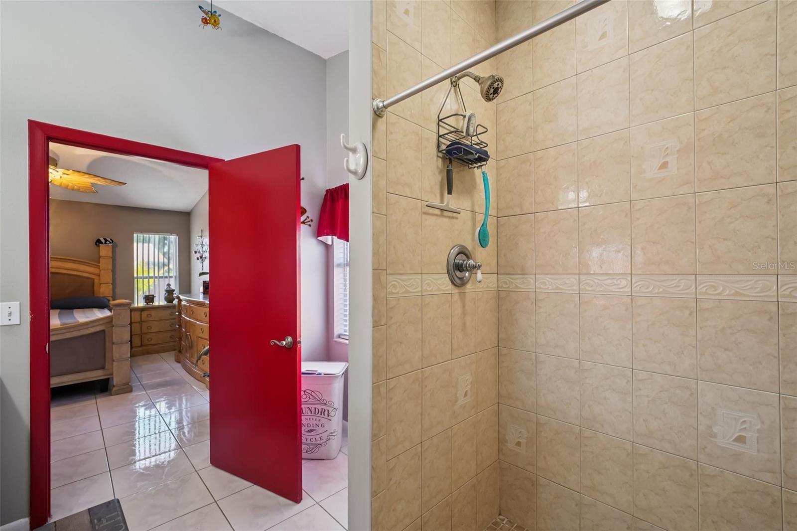 AUTUMN RUN - Residential