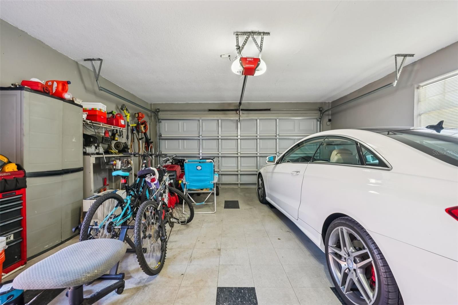 AUTUMN RUN - Residential