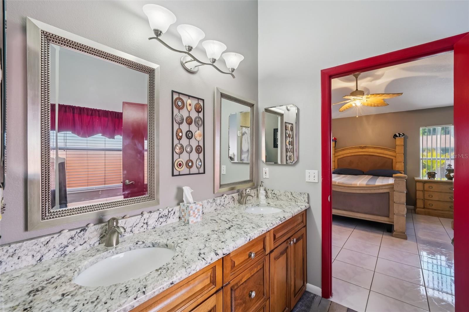 AUTUMN RUN - Residential