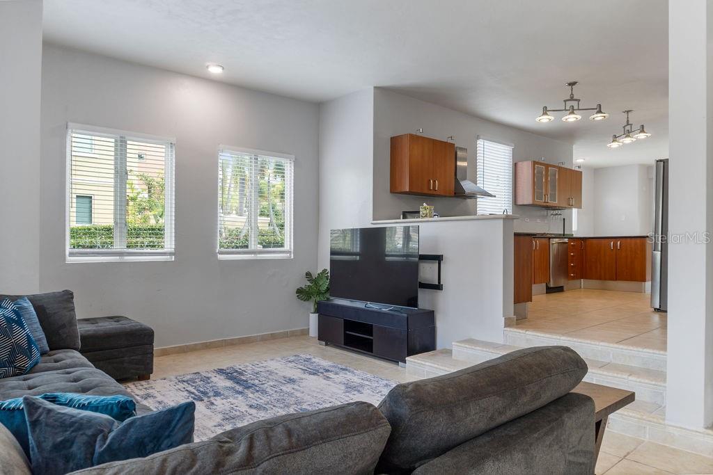 AQUABELLA - Residential Lease