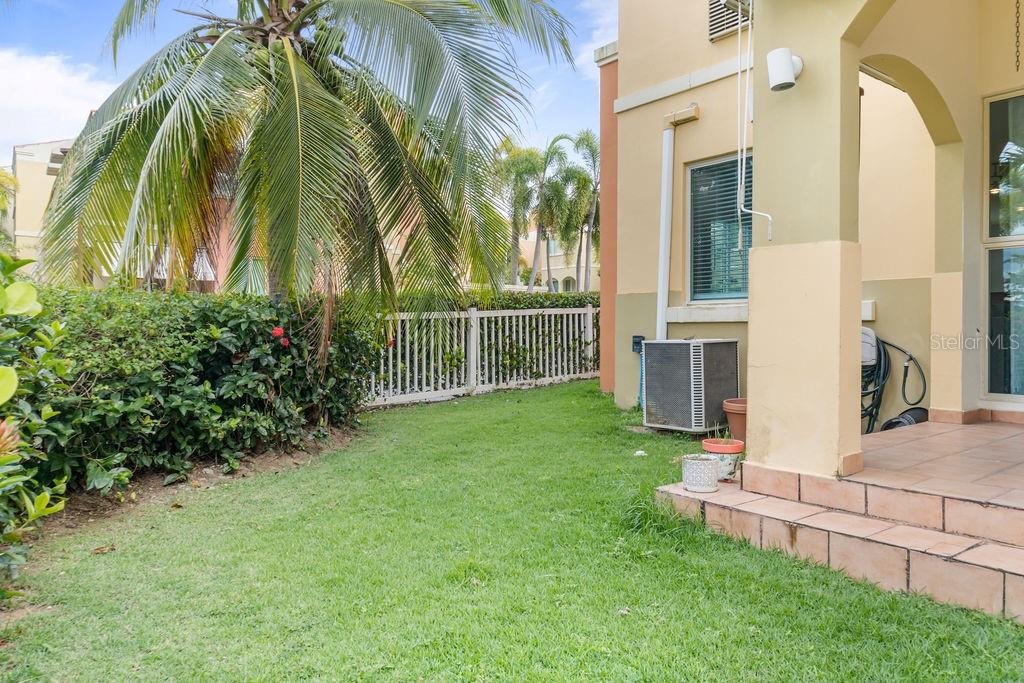 AQUABELLA - Residential Lease