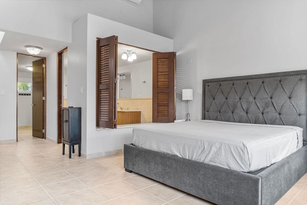 AQUABELLA - Residential Lease