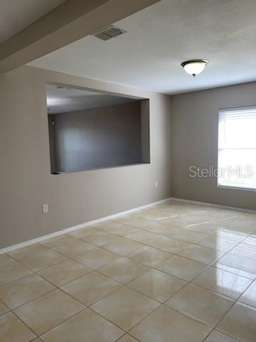 CREEKSIDE - Residential Lease