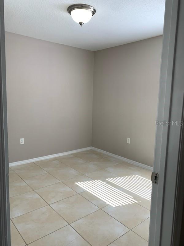 CREEKSIDE - Residential Lease