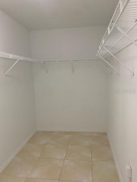 CREEKSIDE - Residential Lease