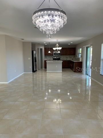 CREEKSIDE - Residential Lease