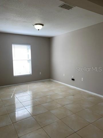 CREEKSIDE - Residential Lease