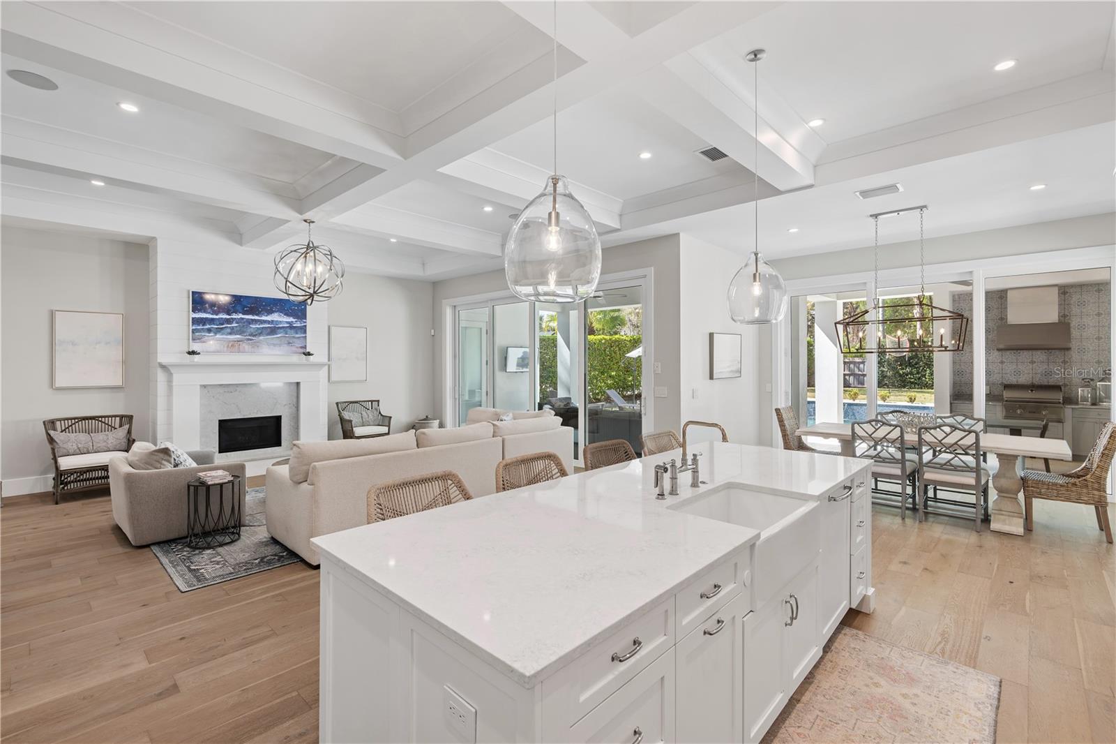 DAVIS SHORES - Residential