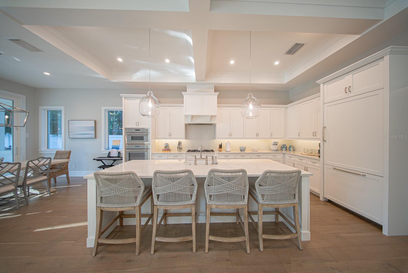 DAVIS SHORES - Residential