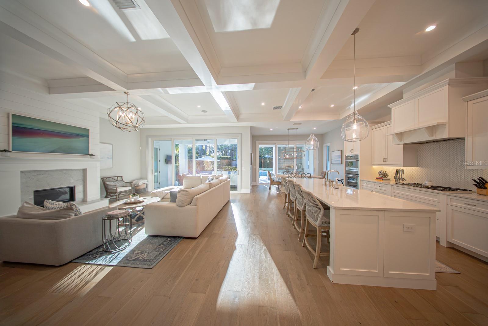 DAVIS SHORES - Residential