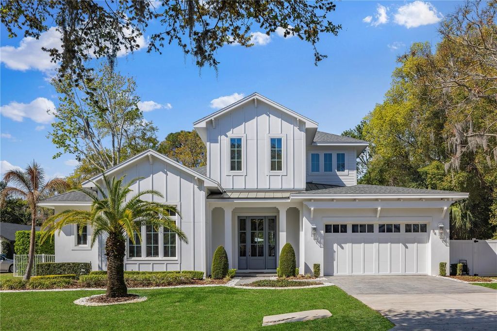 Photo of 84 Oakdale St, Windermere, FL 34786 (MLS # O6372842)