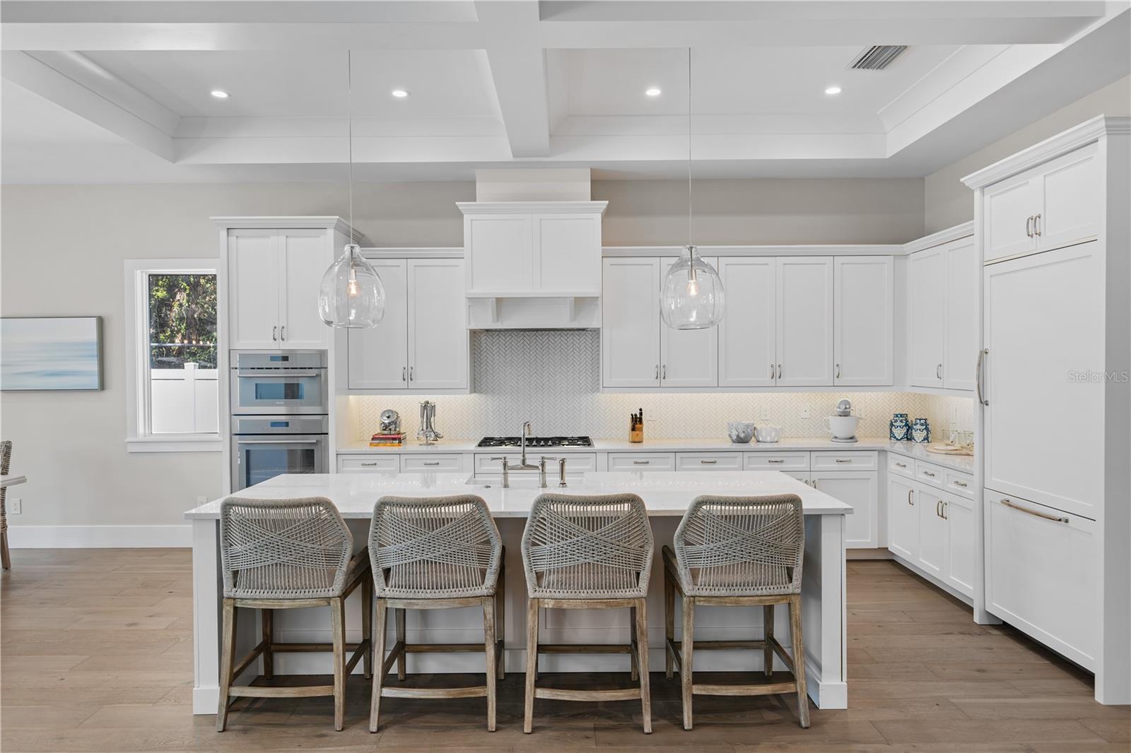 DAVIS SHORES - Residential