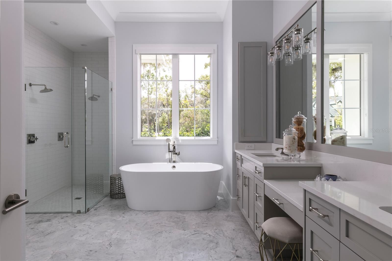 DAVIS SHORES - Residential