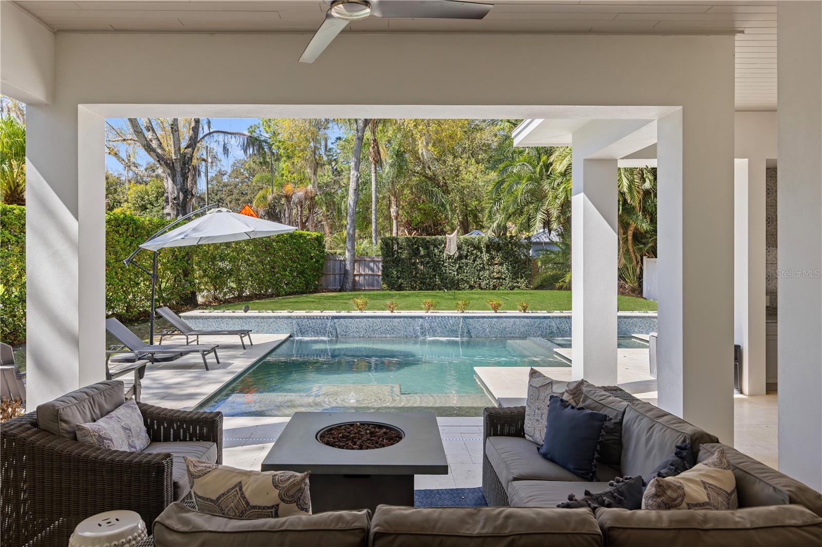 DAVIS SHORES - Residential