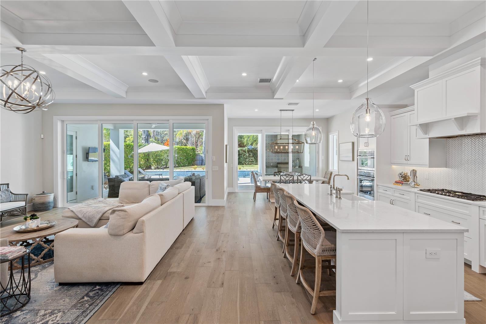 DAVIS SHORES - Residential