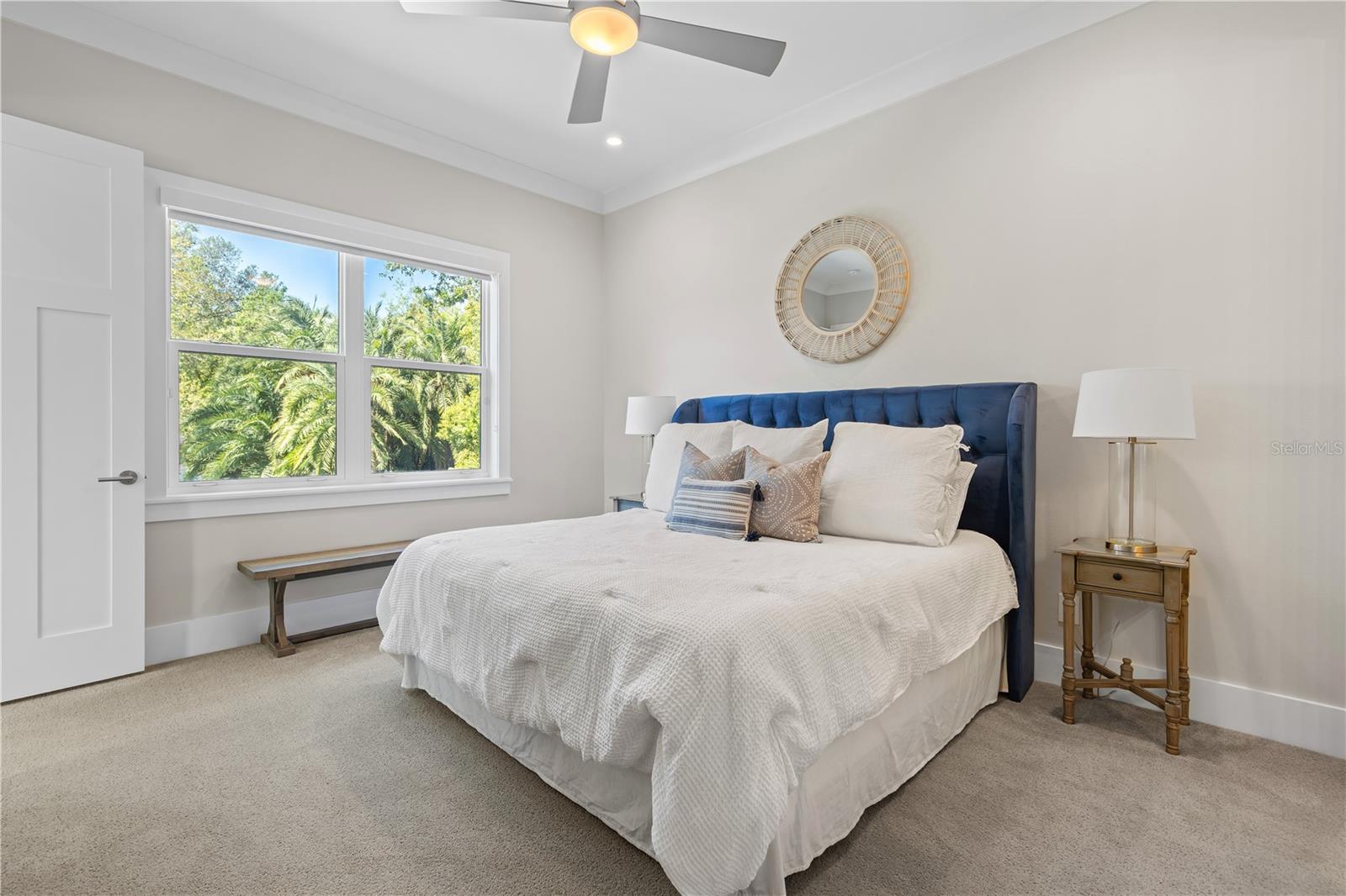 DAVIS SHORES - Residential