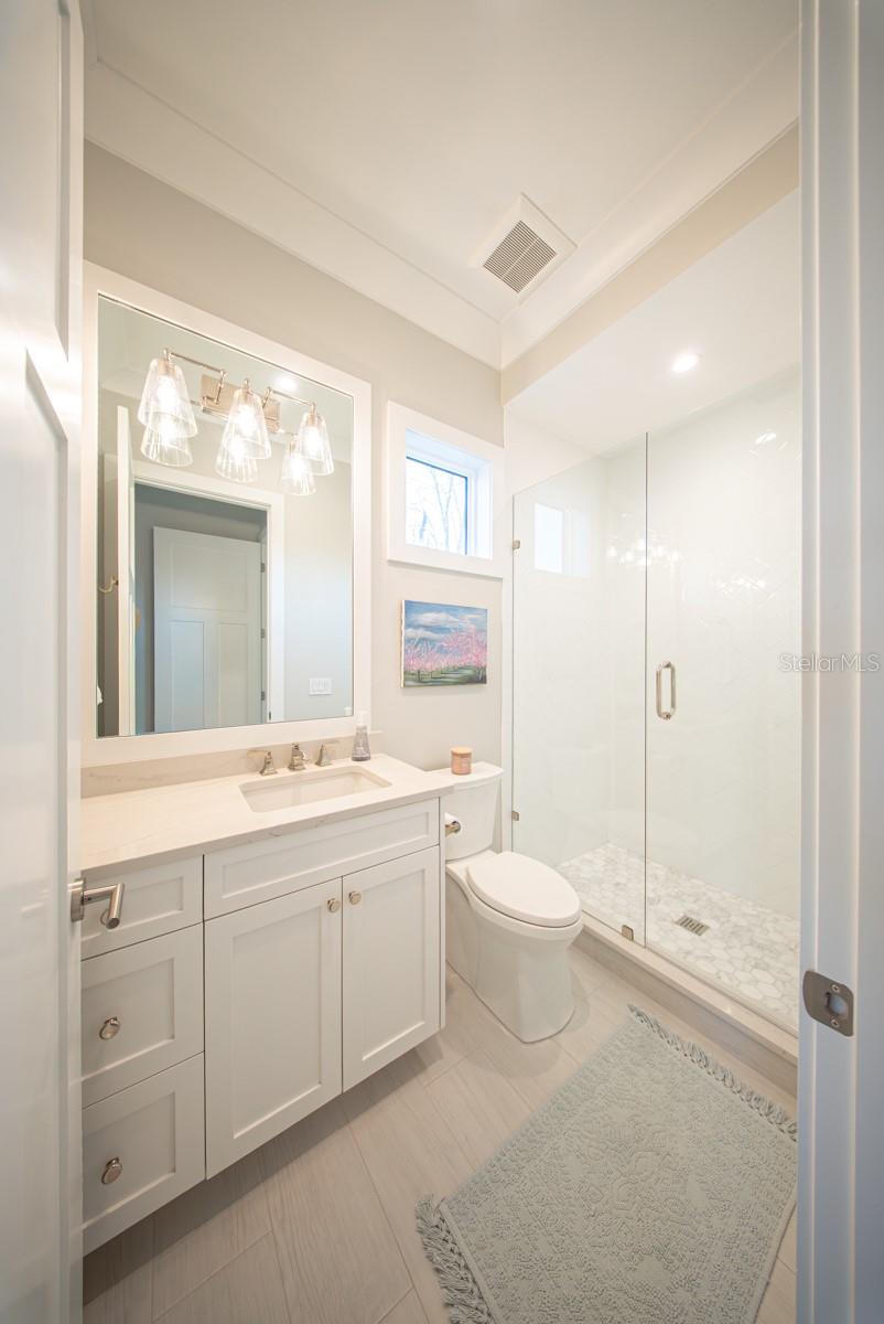 DAVIS SHORES - Residential