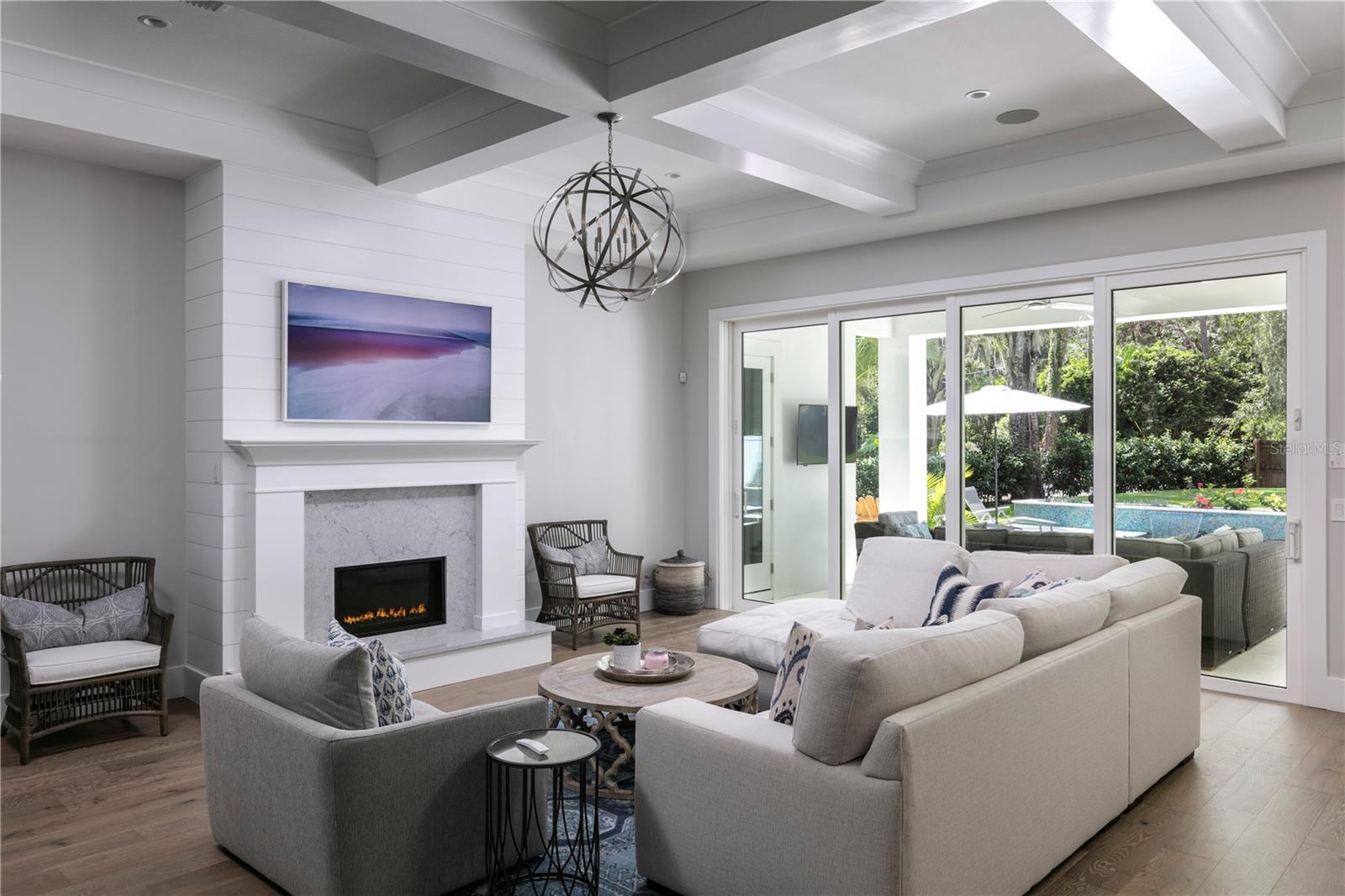 DAVIS SHORES - Residential