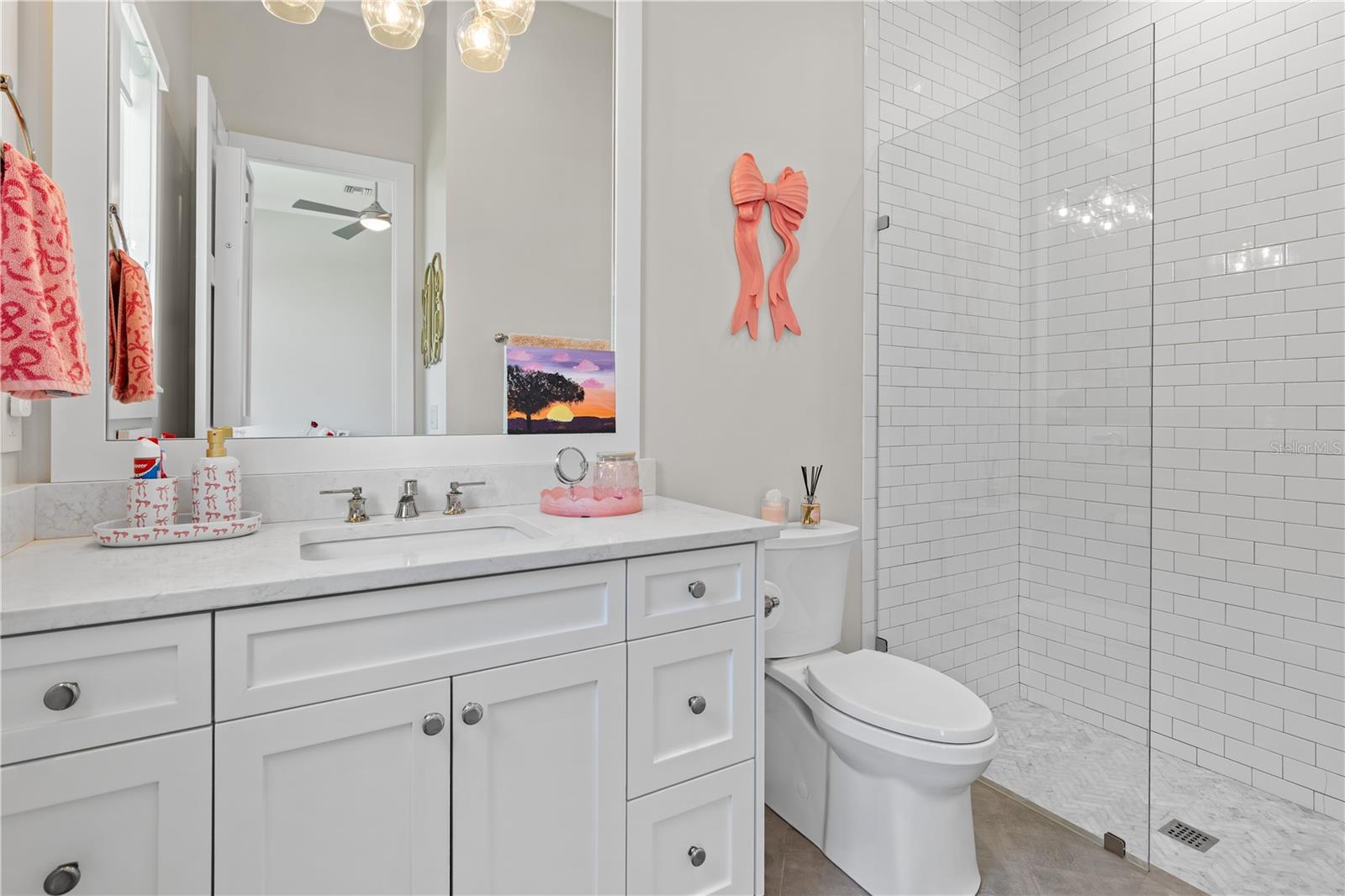 DAVIS SHORES - Residential