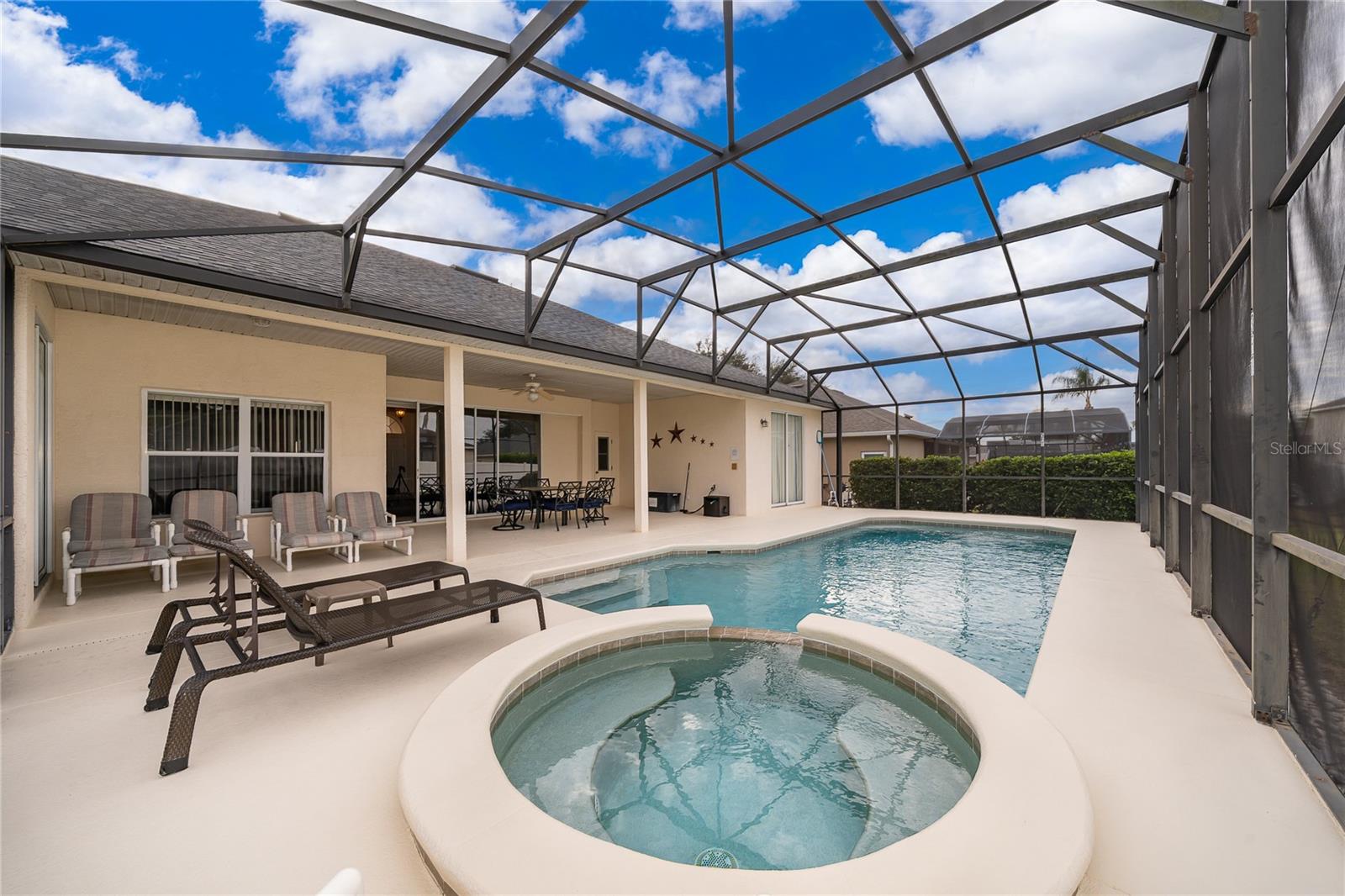 MANOR AT WEST HAVEN - Residential