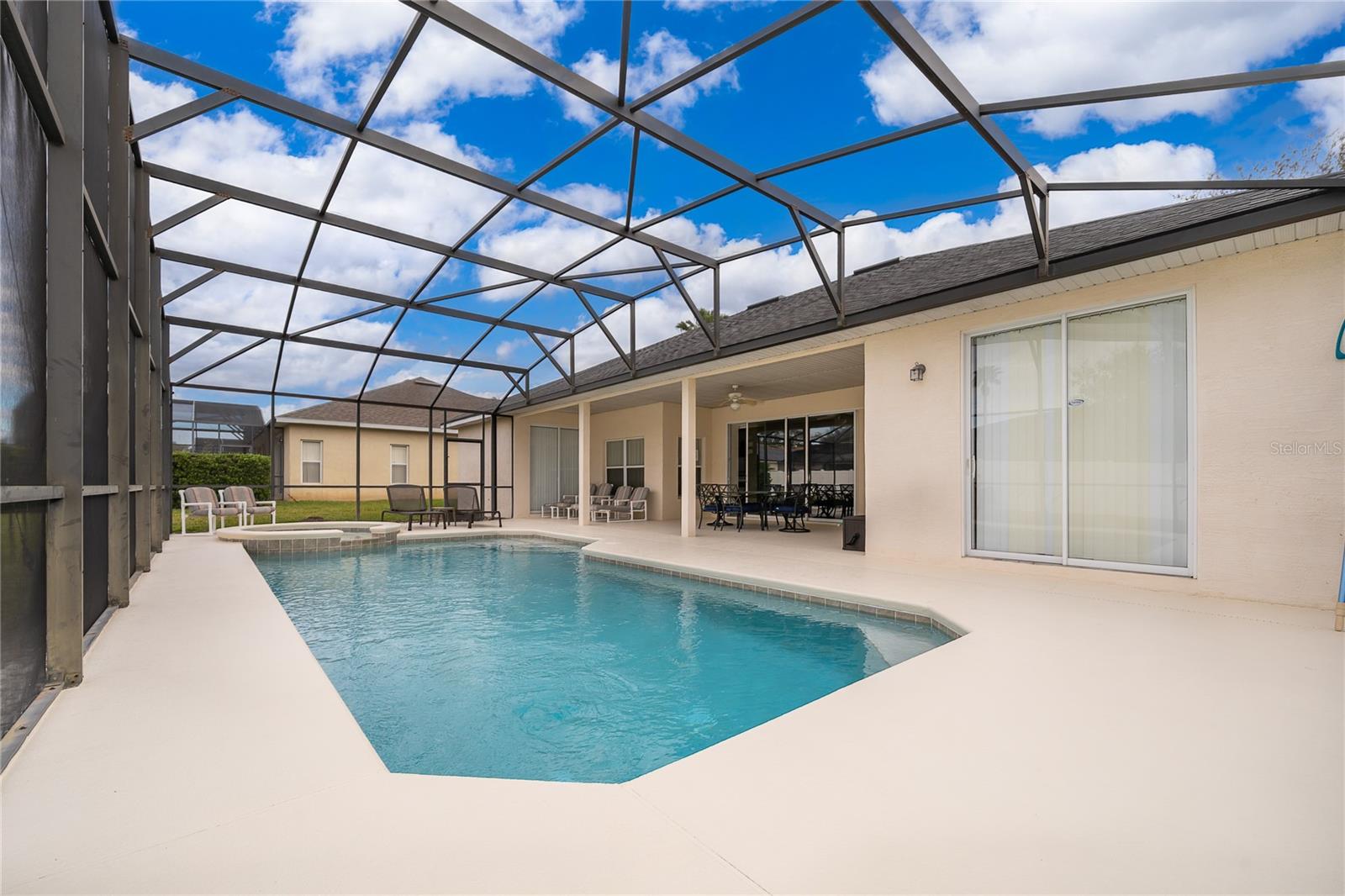 MANOR AT WEST HAVEN - Residential