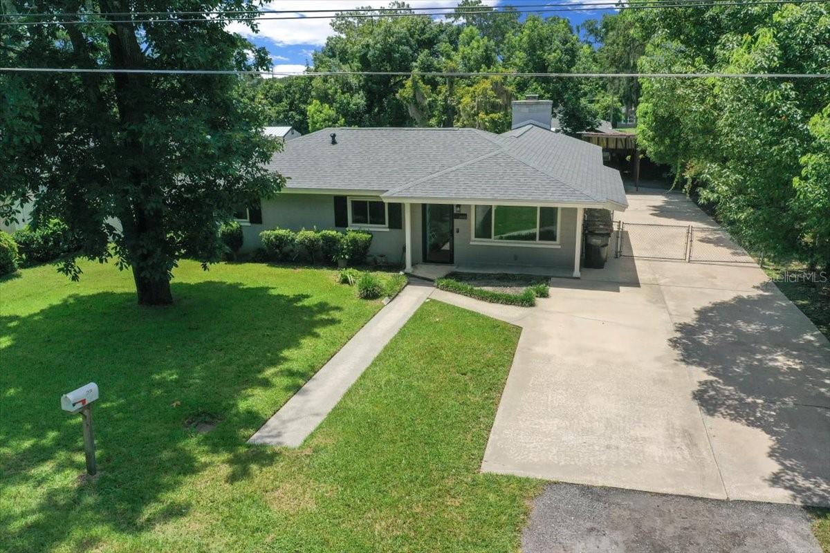Welcome to 2930 SE 11th Street — a beautifully maintained 3-bedroom, 2-bathroom home nestled on a spacious ¼ acre lot in the heart of Ocala. This versatile property features a welcoming layout with a living room, a cozy family room, and a bonus flex room perfect for a home office, playroom, or fitness space.
Enjoy the outdoors with a generous back deck overlooking the fully fenced backyard—ideal for entertaining, pets, or simply relaxing in your private oasis. Additional highlights include a carport, attached storage area, and major updates already done for you: new roof (July 2024) and updated windows (April 2020), giving you peace of mind for years to come.
As an added bonus, the seller is including a home warranty from Broward Factory Services for the new owners. This is a home that offers comfort, space, and value — all in a convenient location close to schools, shopping, and dining.
Schedule your private showing today!