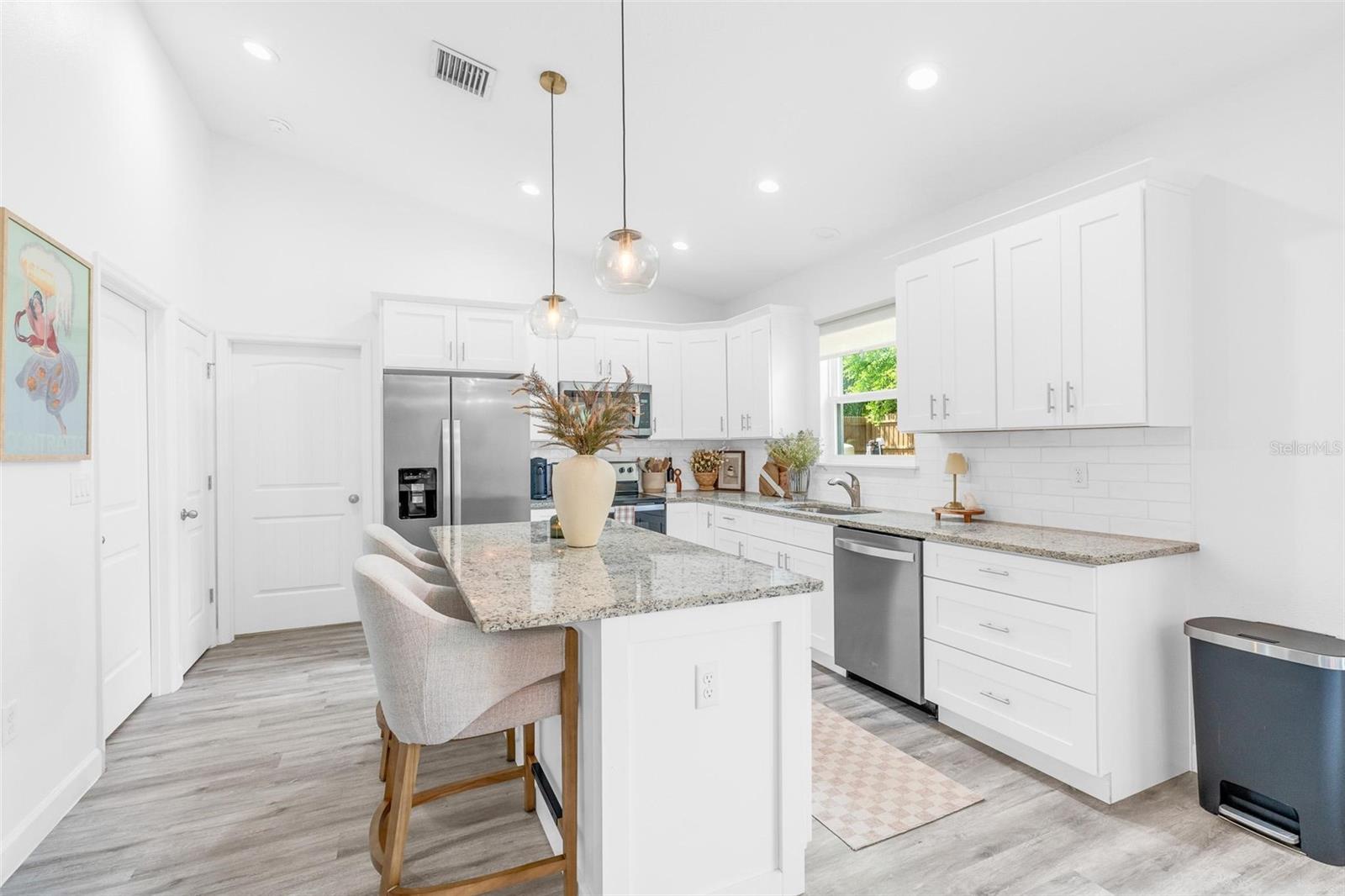 WEST HIGHLANDS - Residential