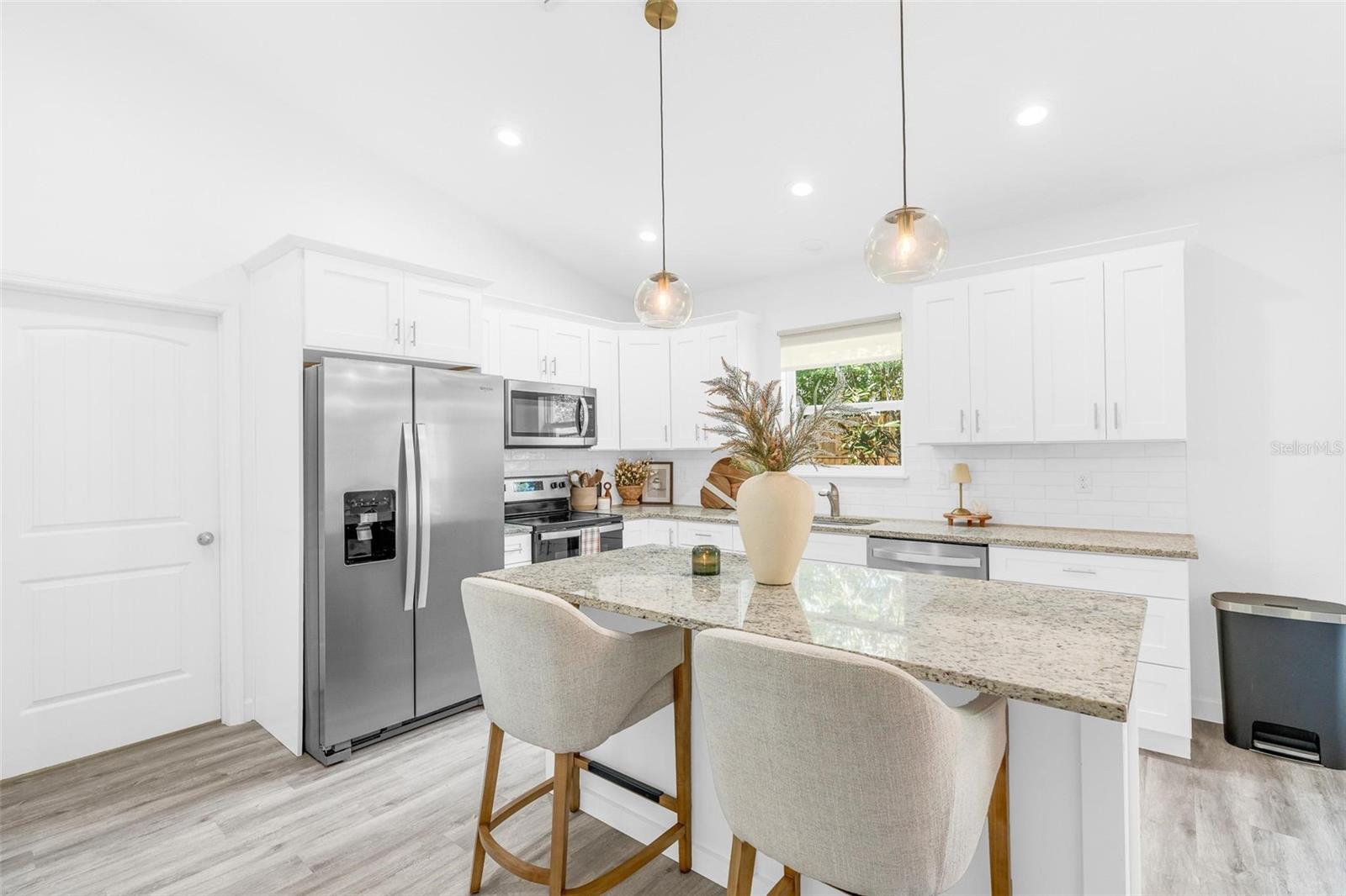 WEST HIGHLANDS - Residential