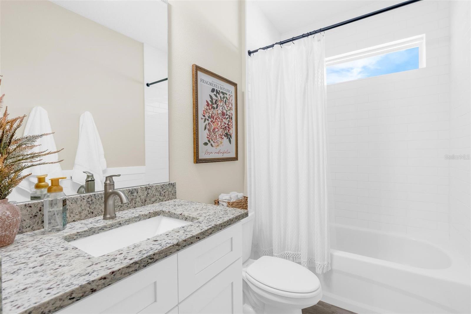 WEST HIGHLANDS - Residential