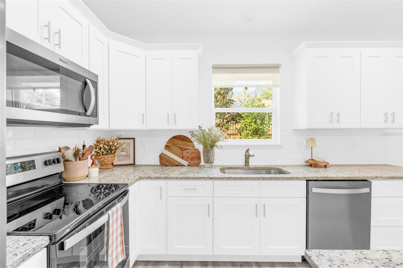 WEST HIGHLANDS - Residential