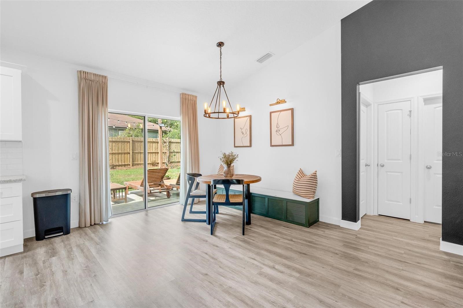 WEST HIGHLANDS - Residential